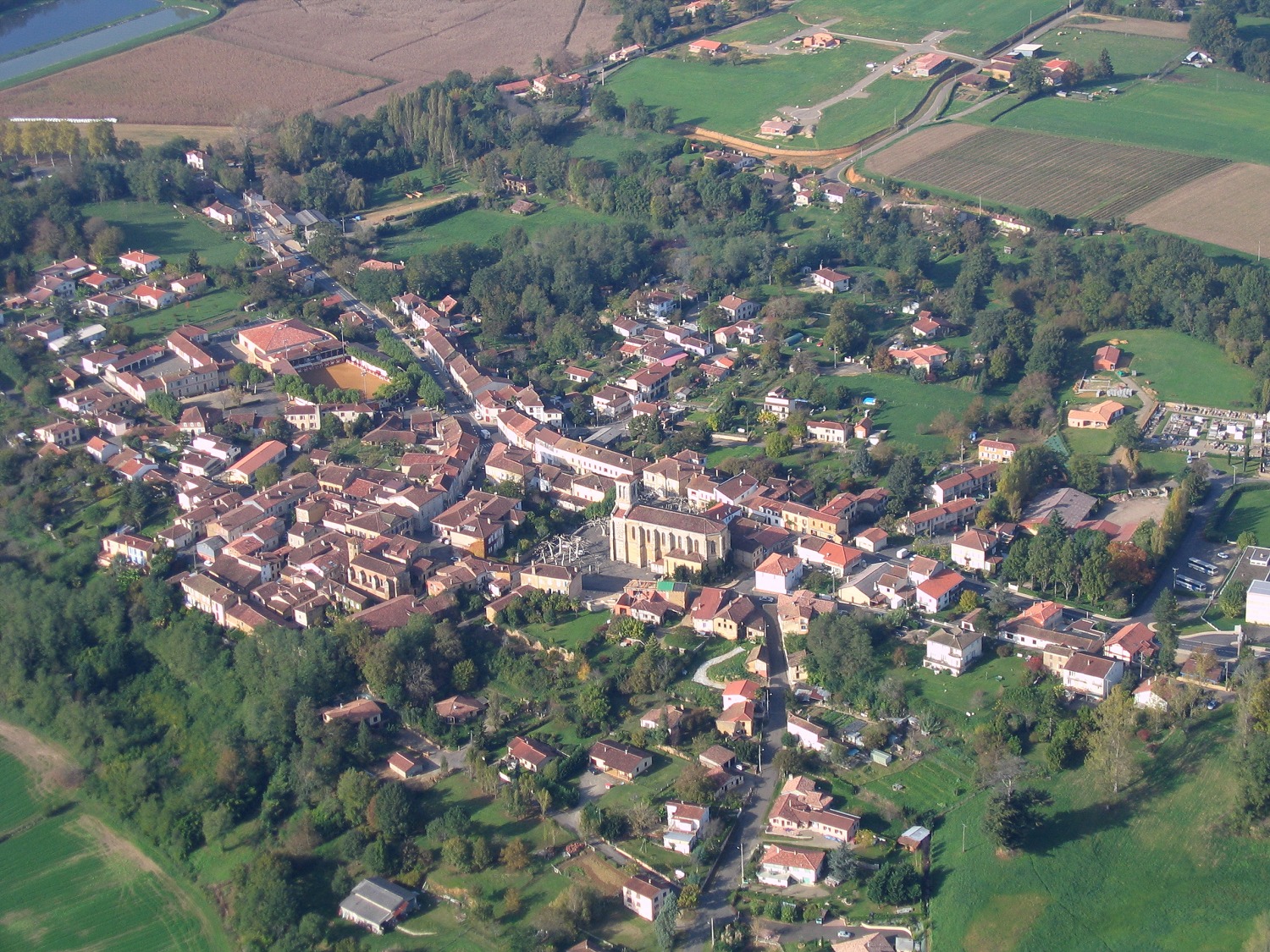 Photo aerienne en grand format de Cazaubon