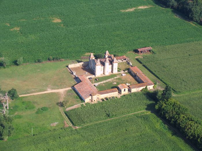 photo aérienne d'Escalans