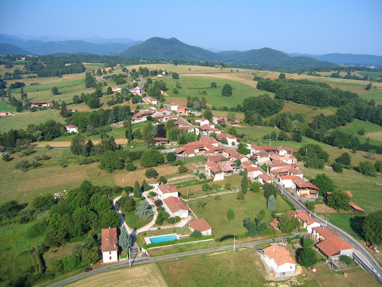 Photo aerienne de Lassere à Estadens en Haute-Garonne